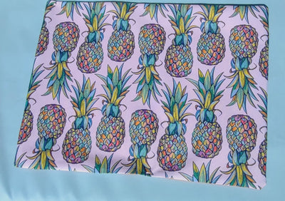 PIneapple Garden Table Set – Tablecloth, 2 Cushion Covers, Bunting and Place mats | Perfect for Garden Parties, Weddings & Kids' Events