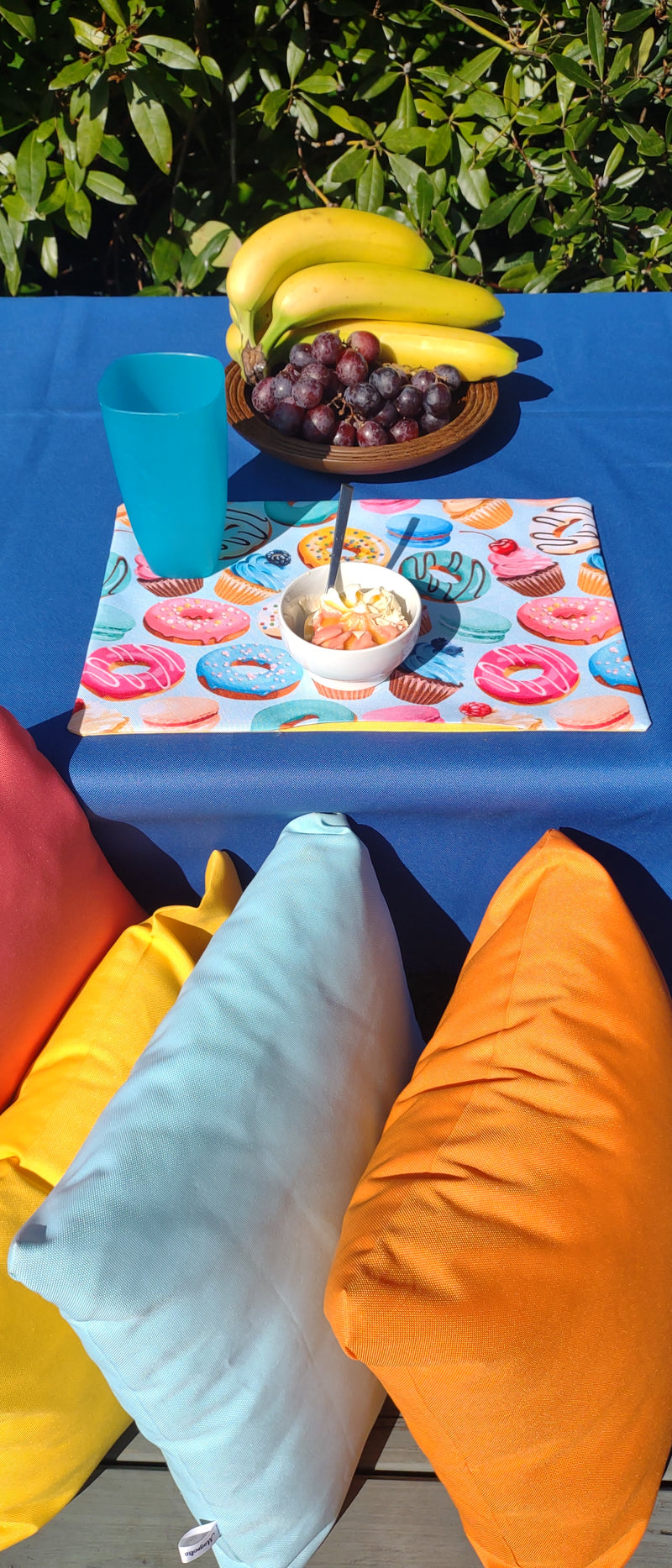 Donuts Garden Table Set – Tablecloth, 2 Cushion Covers and Place mats | Perfect for Garden Parties, Weddings & Kids&