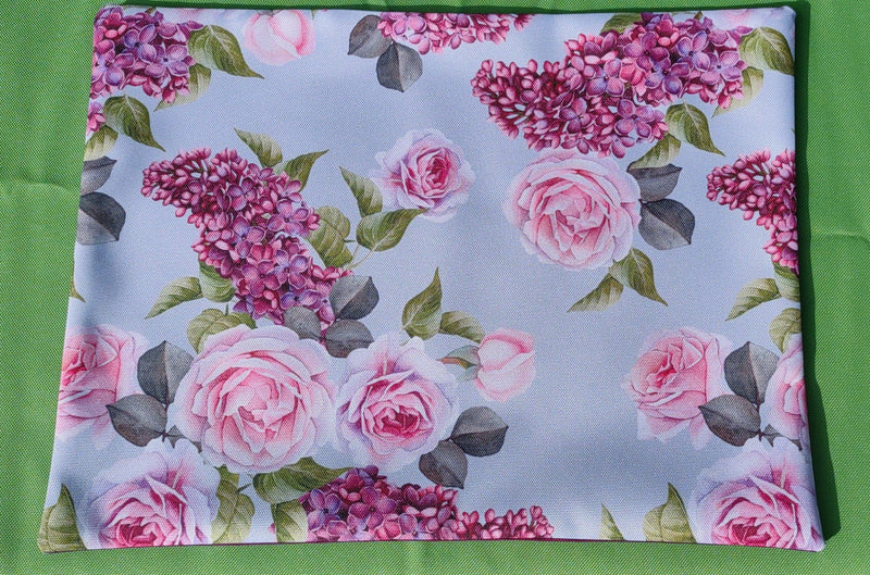 Roses Garden Table Set – Tablecloth, 2 Cushion Covers and Place mats | Perfect for Garden Parties, Weddings & Kids&