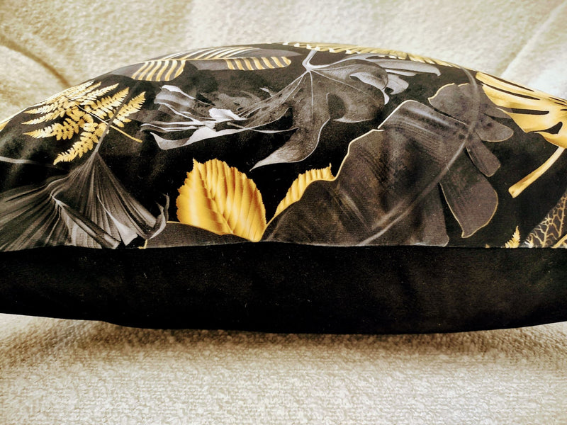 Black Gold Leaves Velvet Cushion Cover 50x50cm - MagnoliaFabric